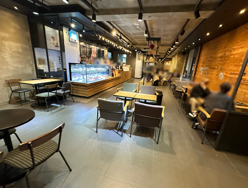 <용인수지구> 유명백화접 최고상권 투썸플레이스창업 1,300수익